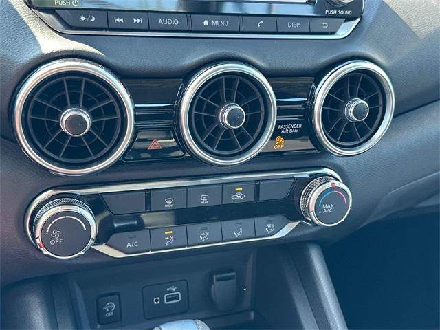 Photo of 2025 Black Nissan Sentra