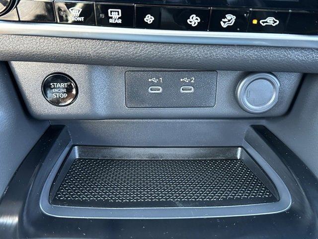 Photo of 2025 Everest White P Nissan Rogue