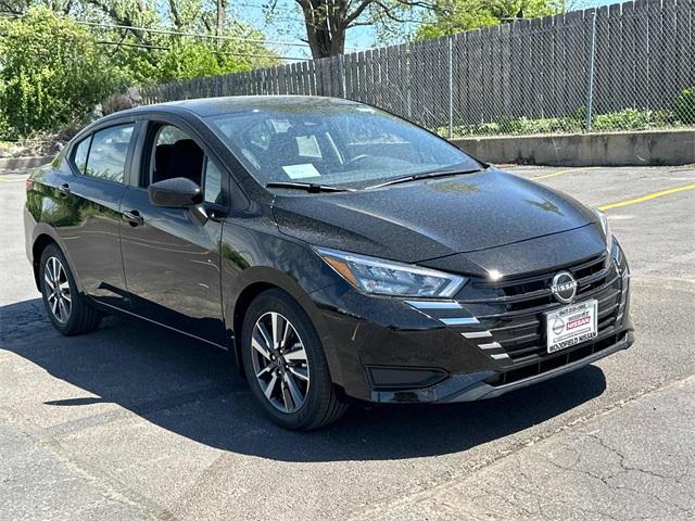 Photo of 2025 Black Nissan Versa