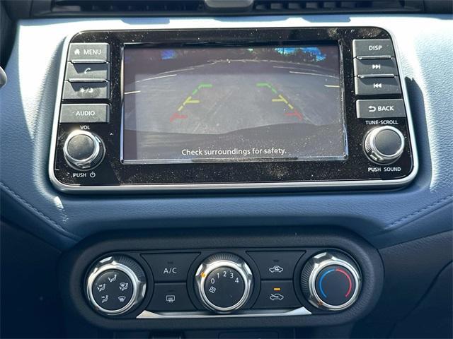 Photo of 2025 Black Nissan Versa