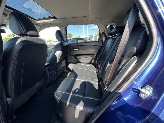 Photo of 2023 Caspian Blue Nissan Rogue