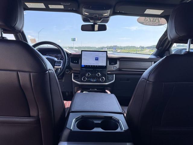 Photo of 2023  Ford Expedition Max