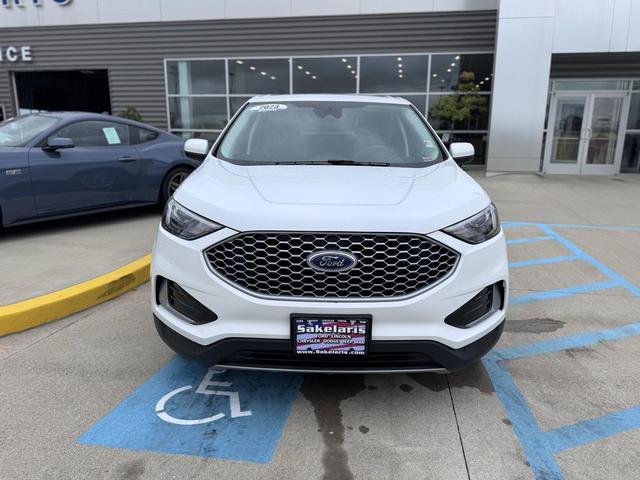 Photo of 2023  Ford Edge