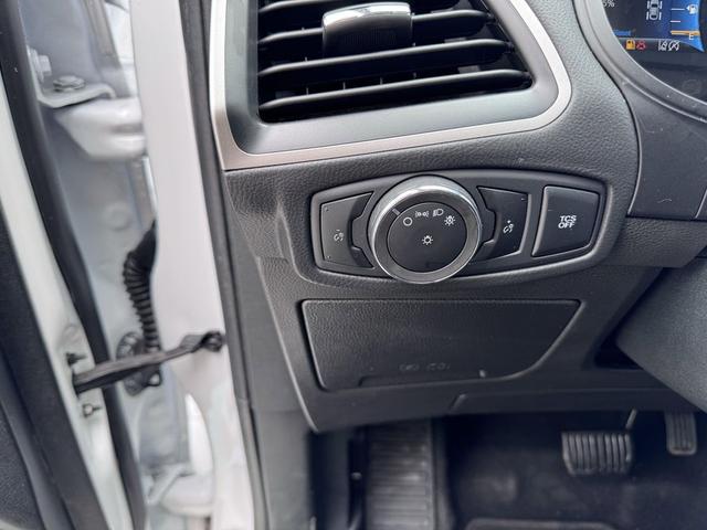 Photo of 2023  Ford Edge