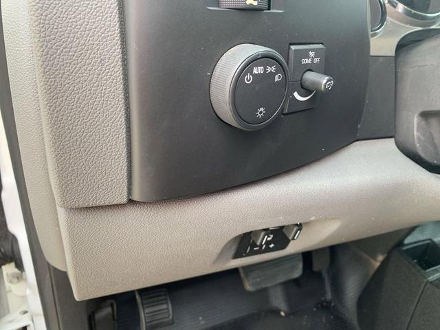 Photo of 2014 Summit White GMC Sierra 3500