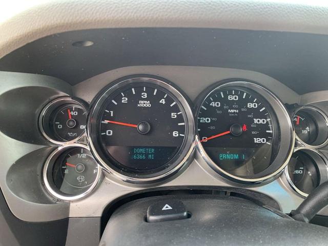 Photo of 2014 Summit White GMC Sierra 3500