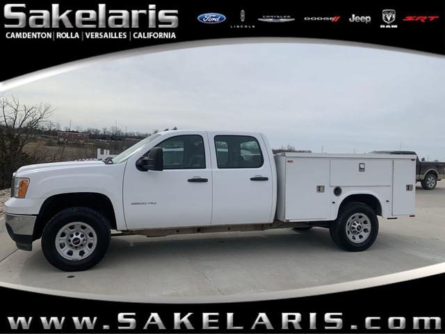 Photo of 2014 Summit White GMC Sierra 3500
