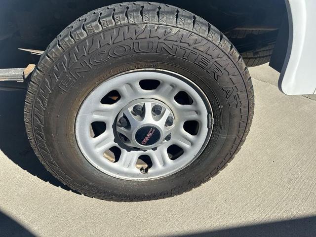 Photo of 2014 Summit White GMC Sierra 3500