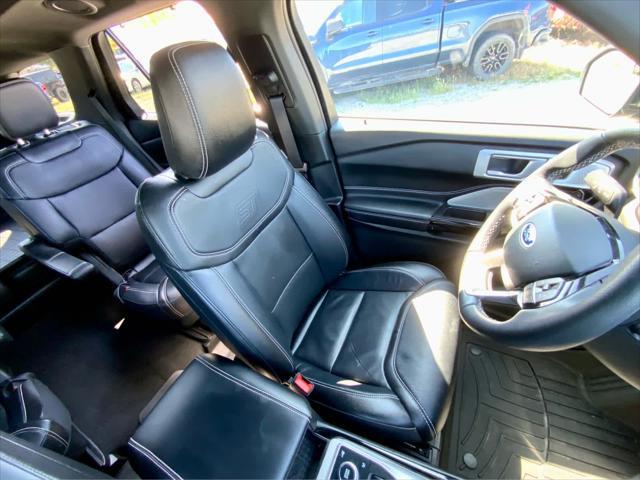 Photo of 2023 Forged Green Metallic Ford Explorer