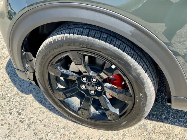 Photo of 2023 Forged Green Metallic Ford Explorer