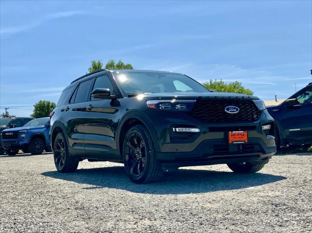 Photo of 2023 Forged Green Metallic Ford Explorer