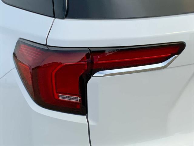 Photo of 2025 Summit White GMC Terrain