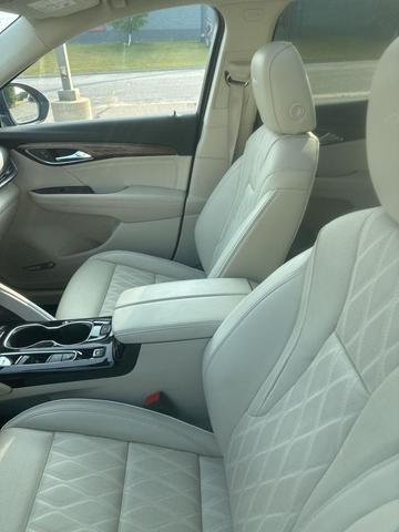 Photo of 2023 Sapphire Metallic Buick Envision
