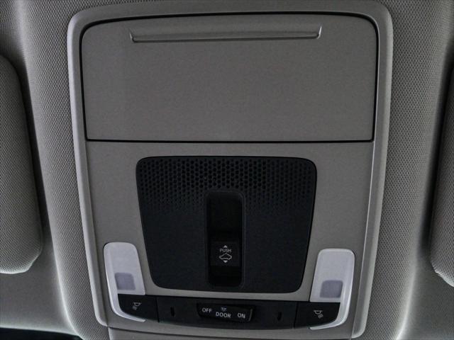 Photo of 2026 Meteorite Gray Metallic Honda CR-V