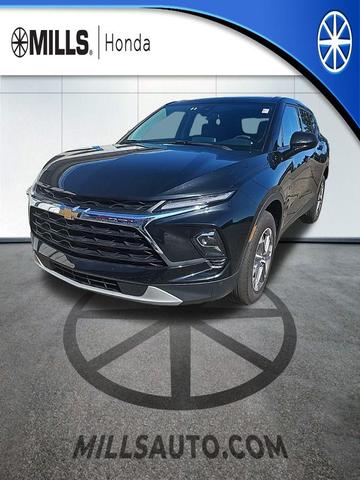 Photo of 2023 Black Chevrolet Blazer