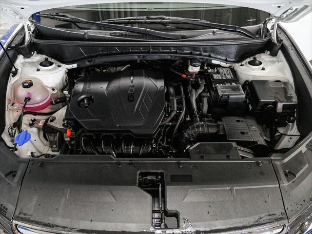 Photo of 2022 Quartz White Hyundai TUCSON