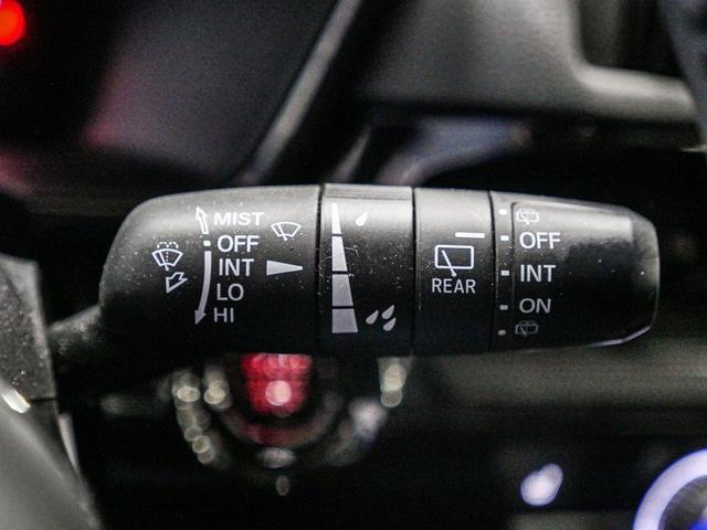 Photo of 2023 Lunar Silver Metallic Honda CR-V