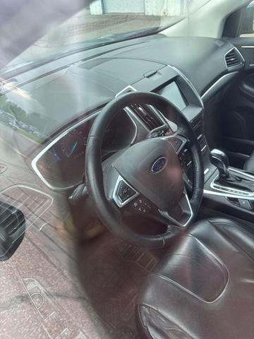 Photo of 2016 Blue Metallic Ford Edge