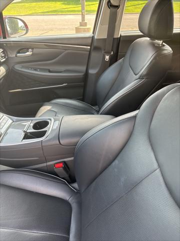 Photo of 2022 Calypso Red Hyundai SANTA FE