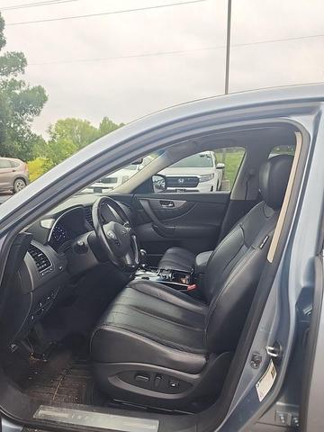 Photo of 2017 Hagane Blue INFINITI QX70