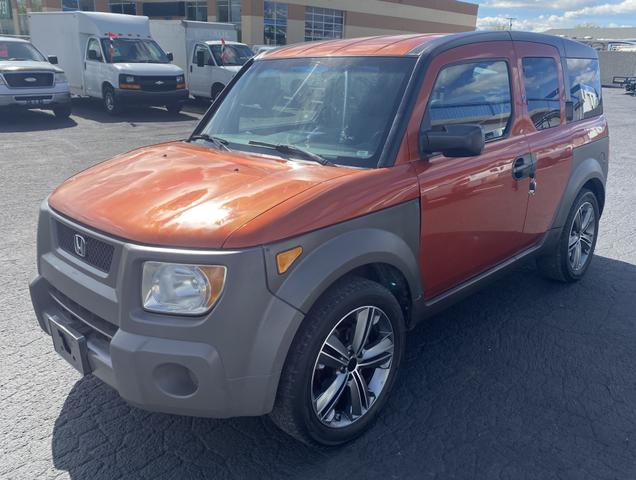 2004 Honda Element