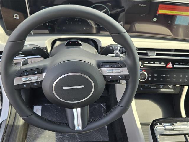 Photo of 2025 Pearl Hyundai TUCSON Hybrid