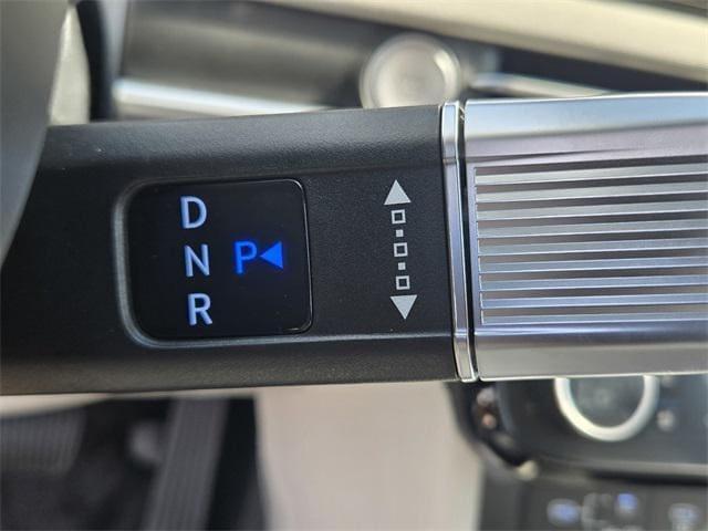 Photo of 2025 Pearl Hyundai TUCSON Hybrid