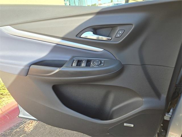 Photo of 2023 Silver Flare Metallic Chevrolet Bolt EUV