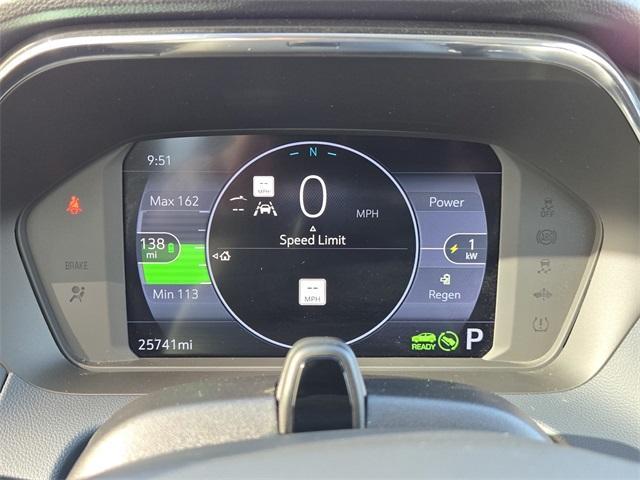 Photo of 2023 Silver Flare Metallic Chevrolet Bolt EUV