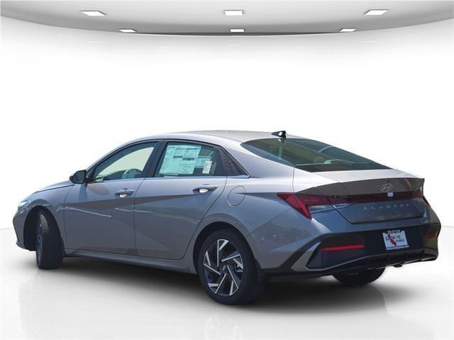 Photo of 2025 Metal Hyundai ELANTRA