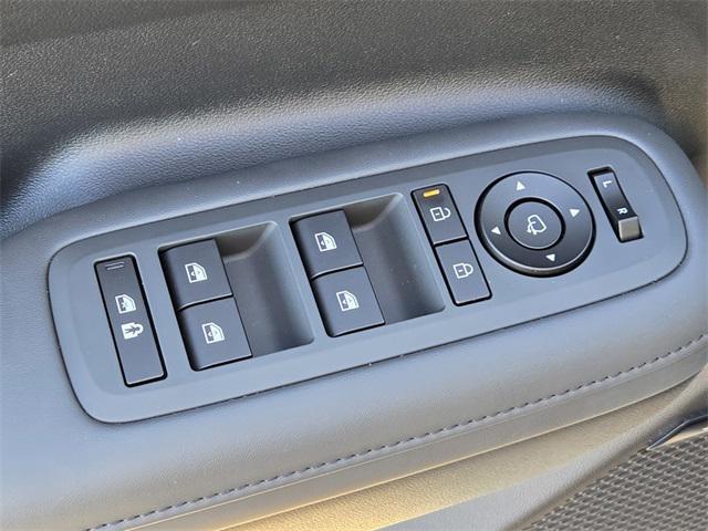 Photo of 2025 Shimmering Silver Hyundai SANTA FE HEV