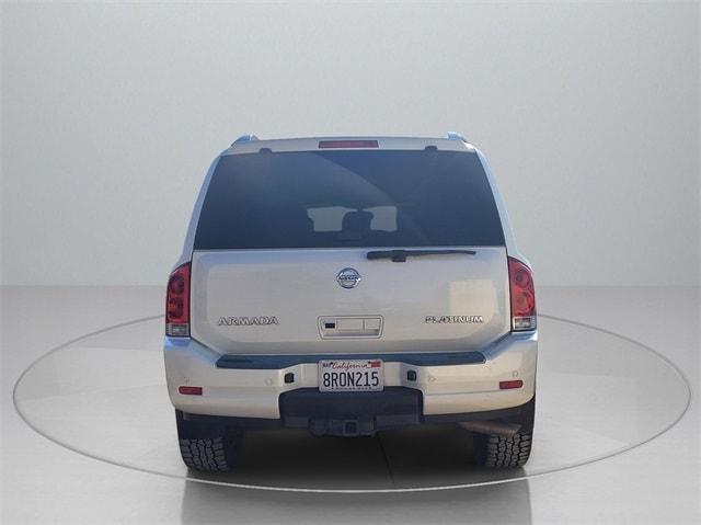 Photo of 2014 Pearl White Nissan Armada