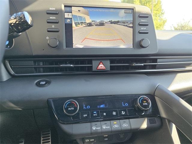Photo of 2025 Black Hyundai ELANTRA
