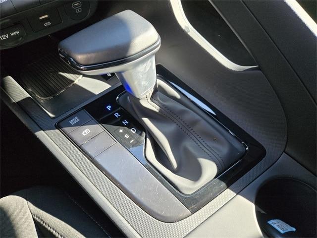 Photo of 2025 Black Hyundai ELANTRA