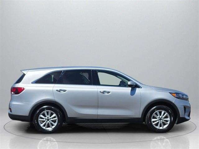 Photo of 2020 Sparkling Silver Kia Sorento