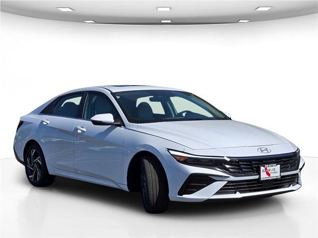 Photo of 2025 White Hyundai ELANTRA HEV