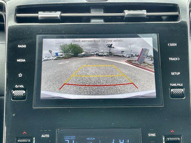 Photo of 2024 Shimmering Silver Hyundai TUCSON