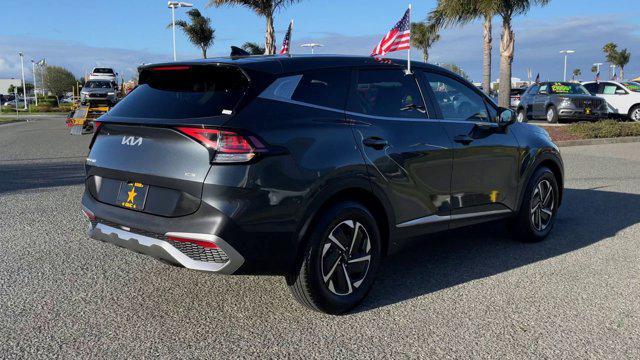 Photo of 2025 Gravity Gray Kia Sportage Hybrid