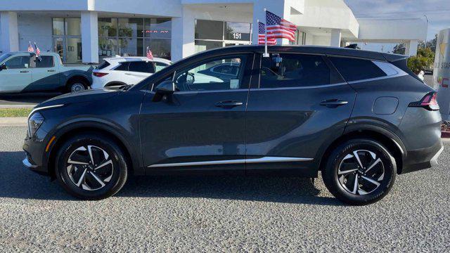 Photo of 2025 Gravity Gray Kia Sportage Hybrid