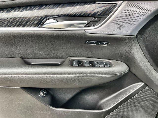 Photo of 2024 Argent Silver Metallic Cadillac XT6