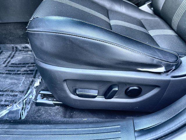 Photo of 2023 Wind Chill Pearl Mazda CX-50