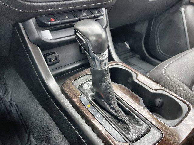 Photo of 2022 Desert Sand Metallic GMC Canyon