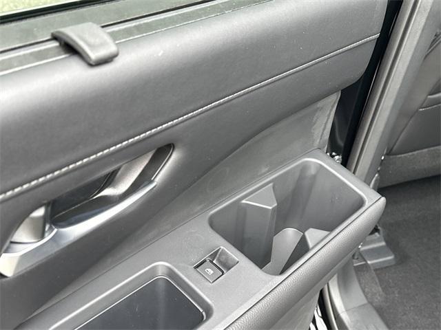 Photo of 2025 Black Nissan Pathfinder