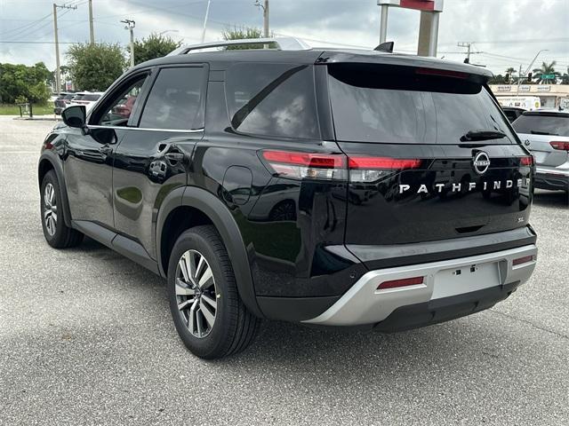 Photo of 2025 Black Nissan Pathfinder