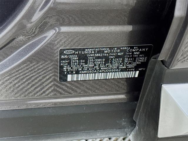 Photo of 2023 Portofino Gray Hyundai SANTA FE