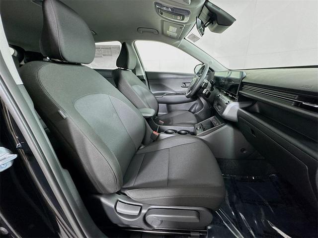 Photo of 2025 Abyss Black Hyundai KONA