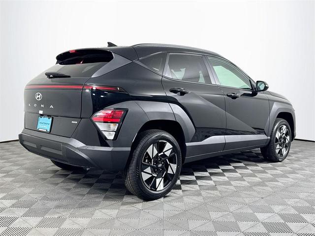 Photo of 2025 Abyss Black Hyundai KONA