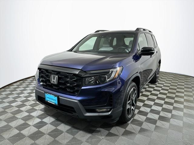 Photo of 2022 Obsidian Blue Pearl Honda Passport