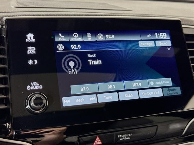 Photo of 2022 Obsidian Blue Pearl Honda Passport