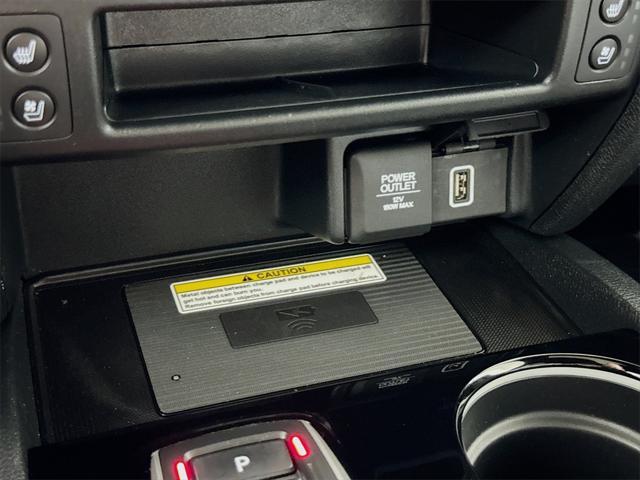 Photo of 2022 Obsidian Blue Pearl Honda Passport